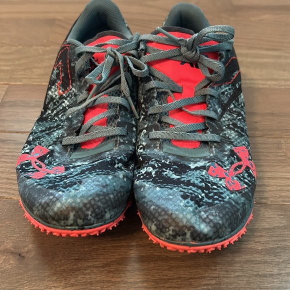 Under Armour Brigade XC Low Spikeless Track Running Shoes - Picture 5 of 5